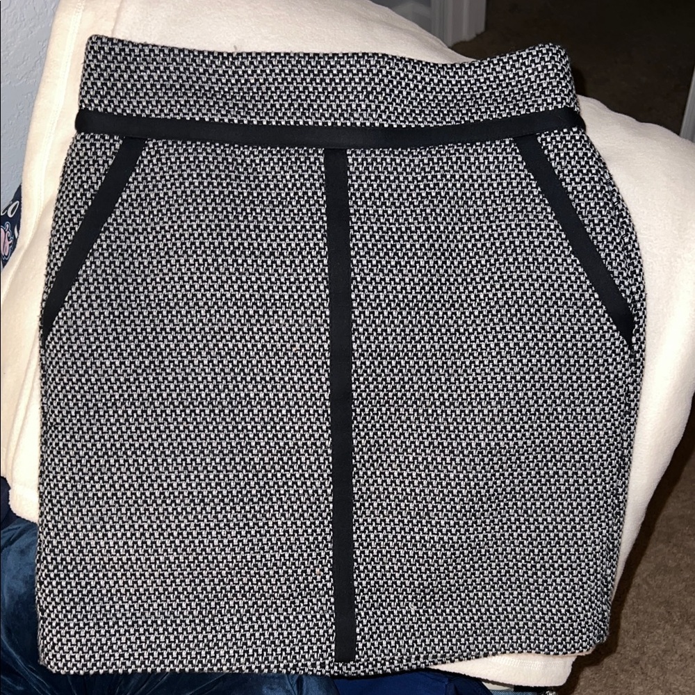 LOFT Black and White Mini Skirt